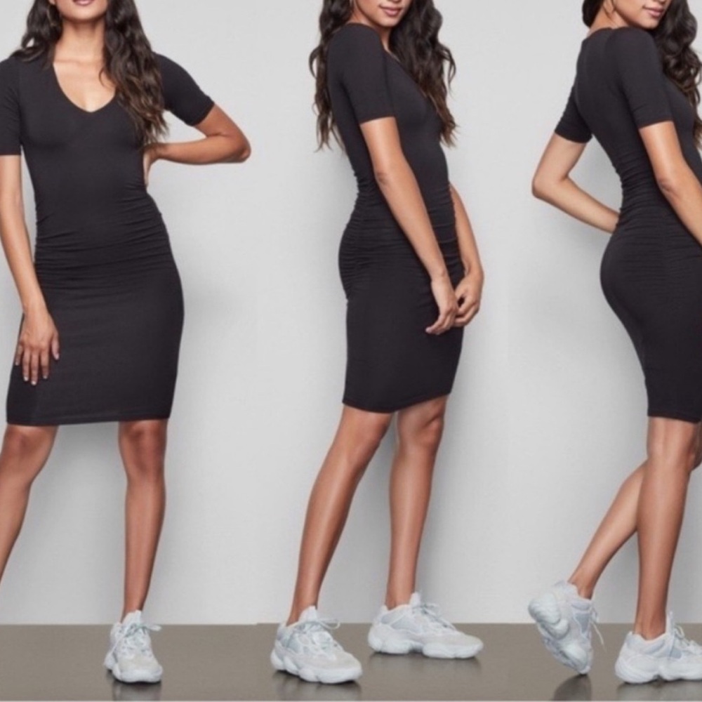 Good American Black V-Neck Ruched Bodycon Dress